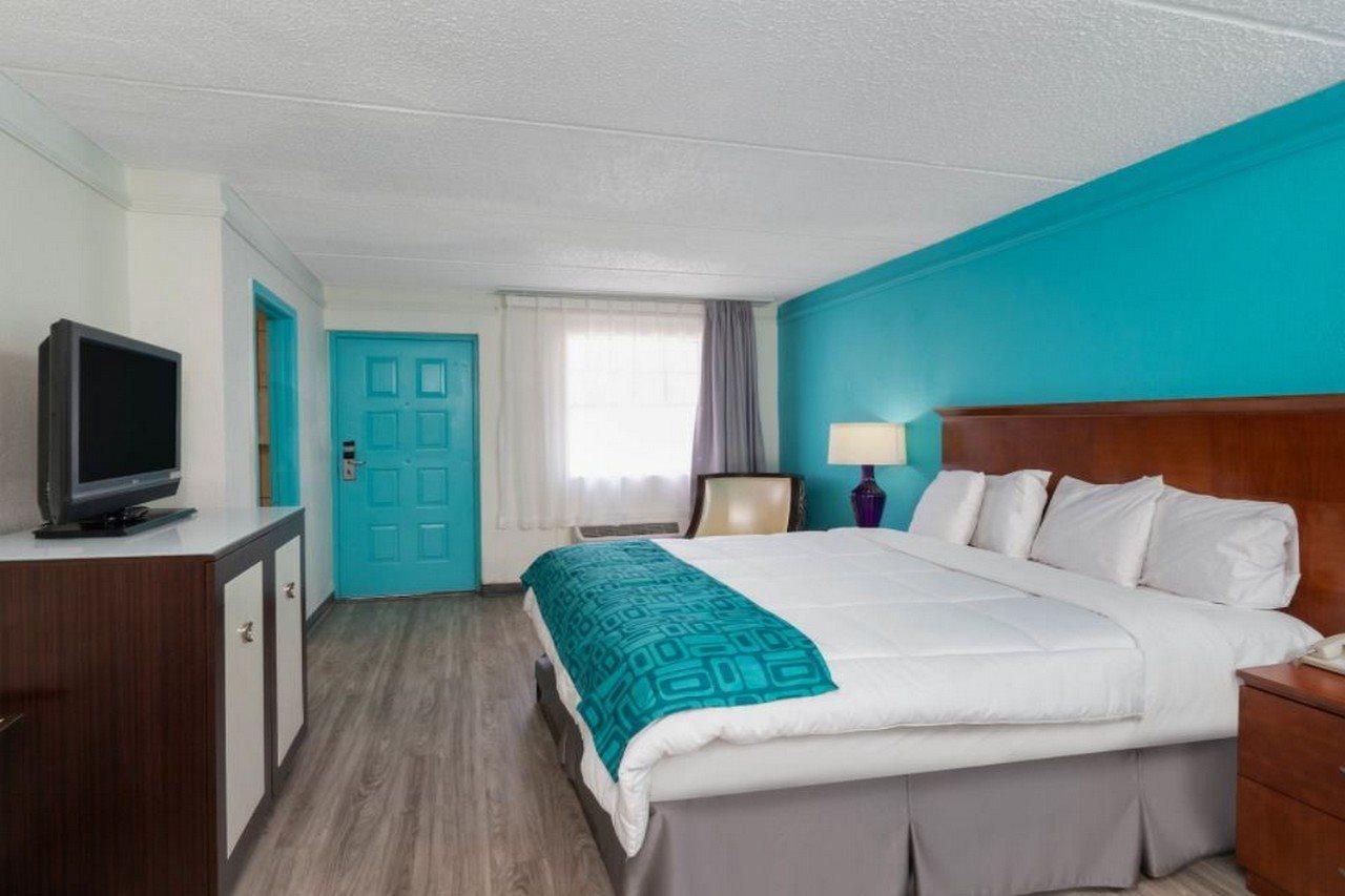 Howard Johnson By Wyndham Atlanta College Park Buitenkant foto